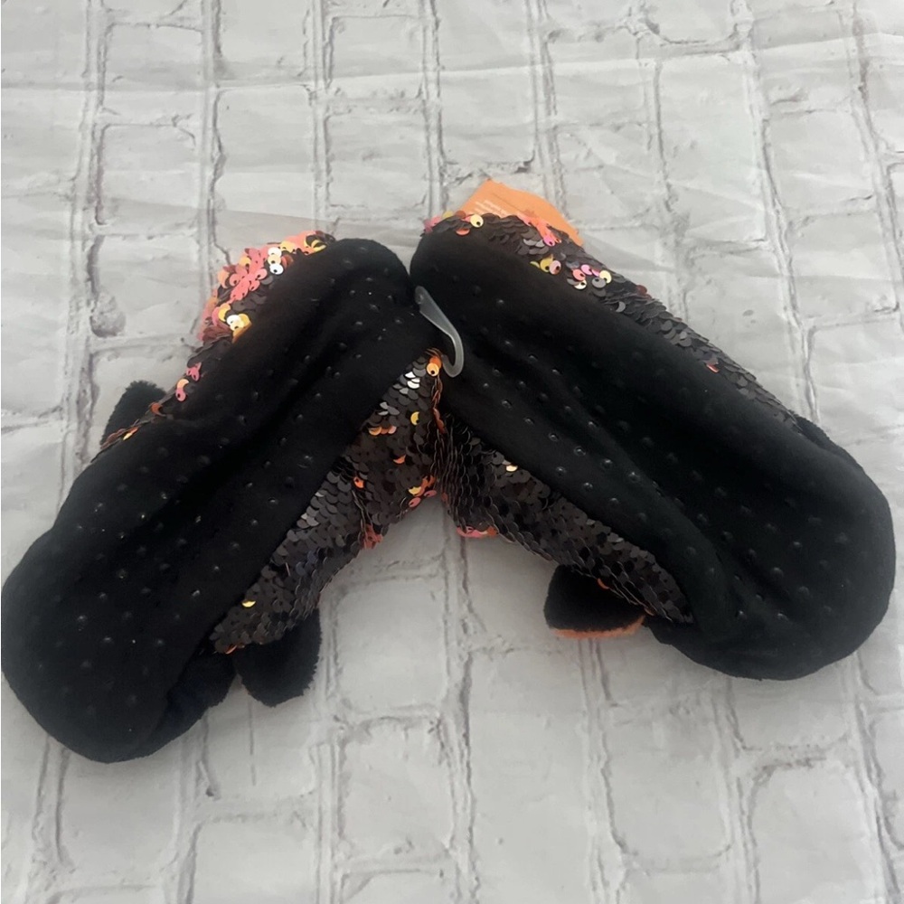 Hyde & Eek! Halloween Boutique Slipper Socks with Grippers Women Size SM/MED NWT - Picture 3 of 5